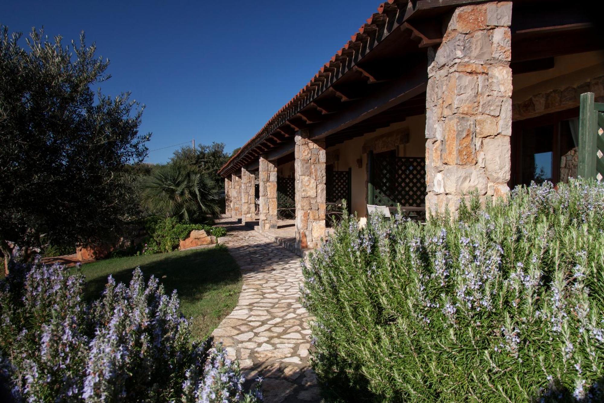 Agri Resort San Giuliano Santa Maria la Palma Exteriör bild